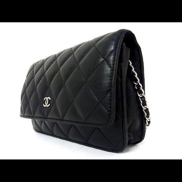 Authentic Chanel Wallet on Chain - Picture 3 of 9